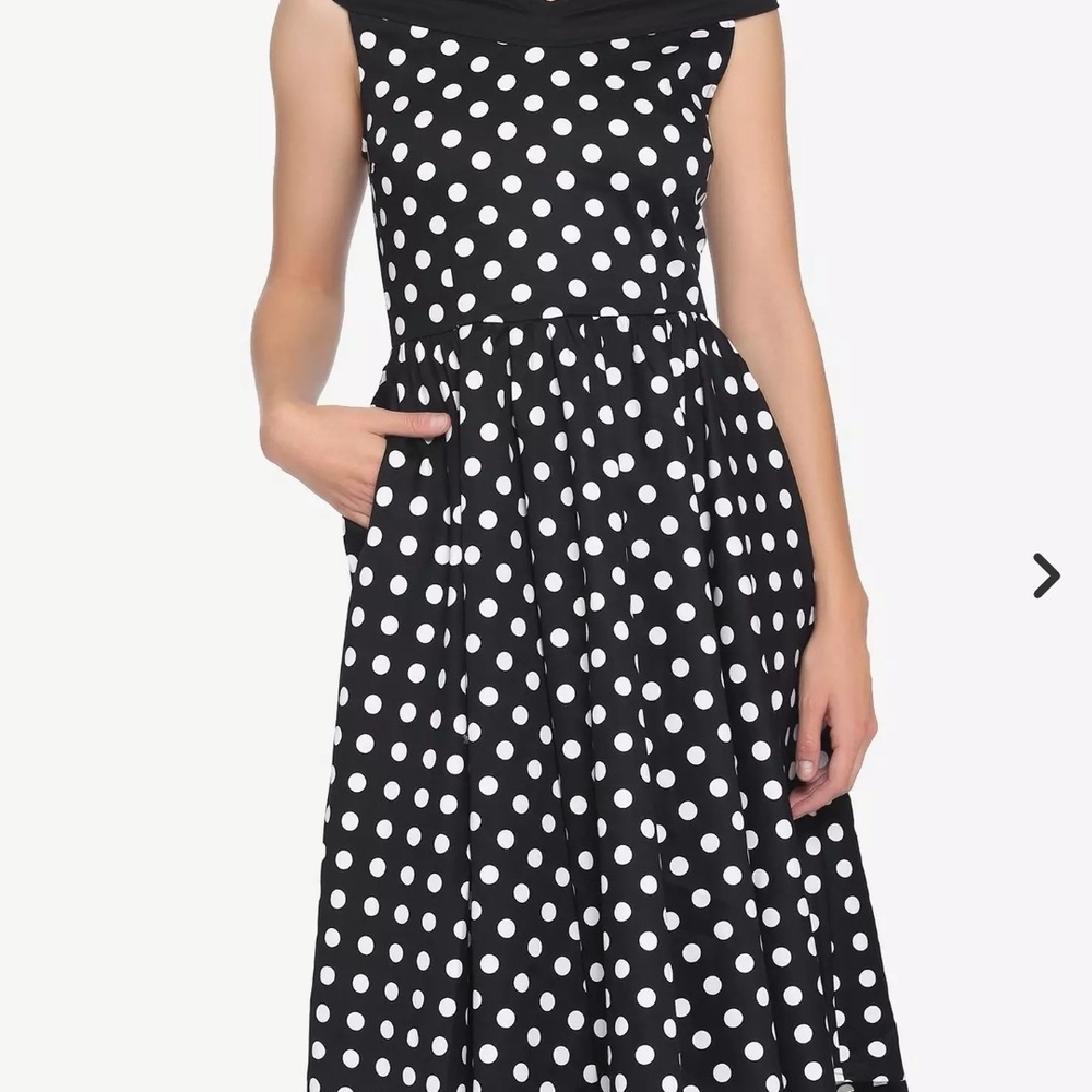 Chic Black and White Polka Dot Midi Dress